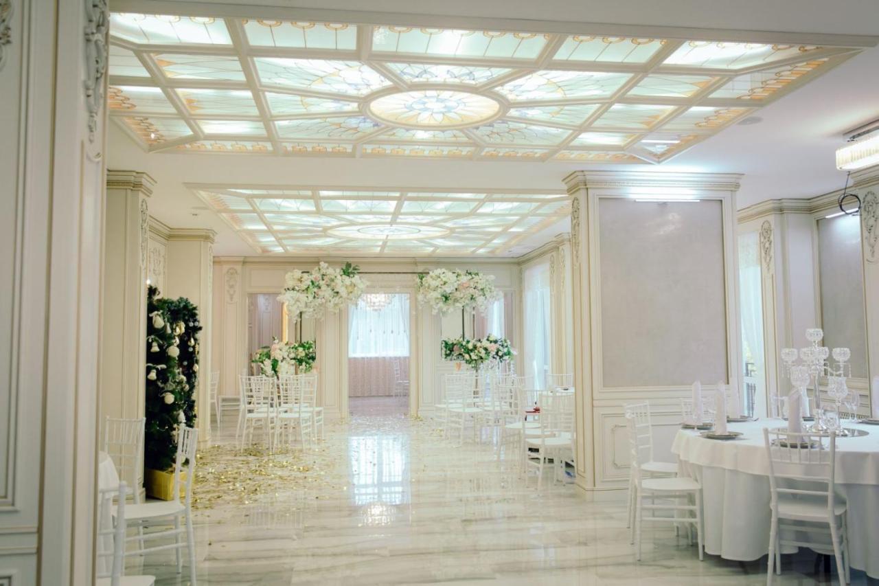 Alice Place Hotel Odessa Exterior foto