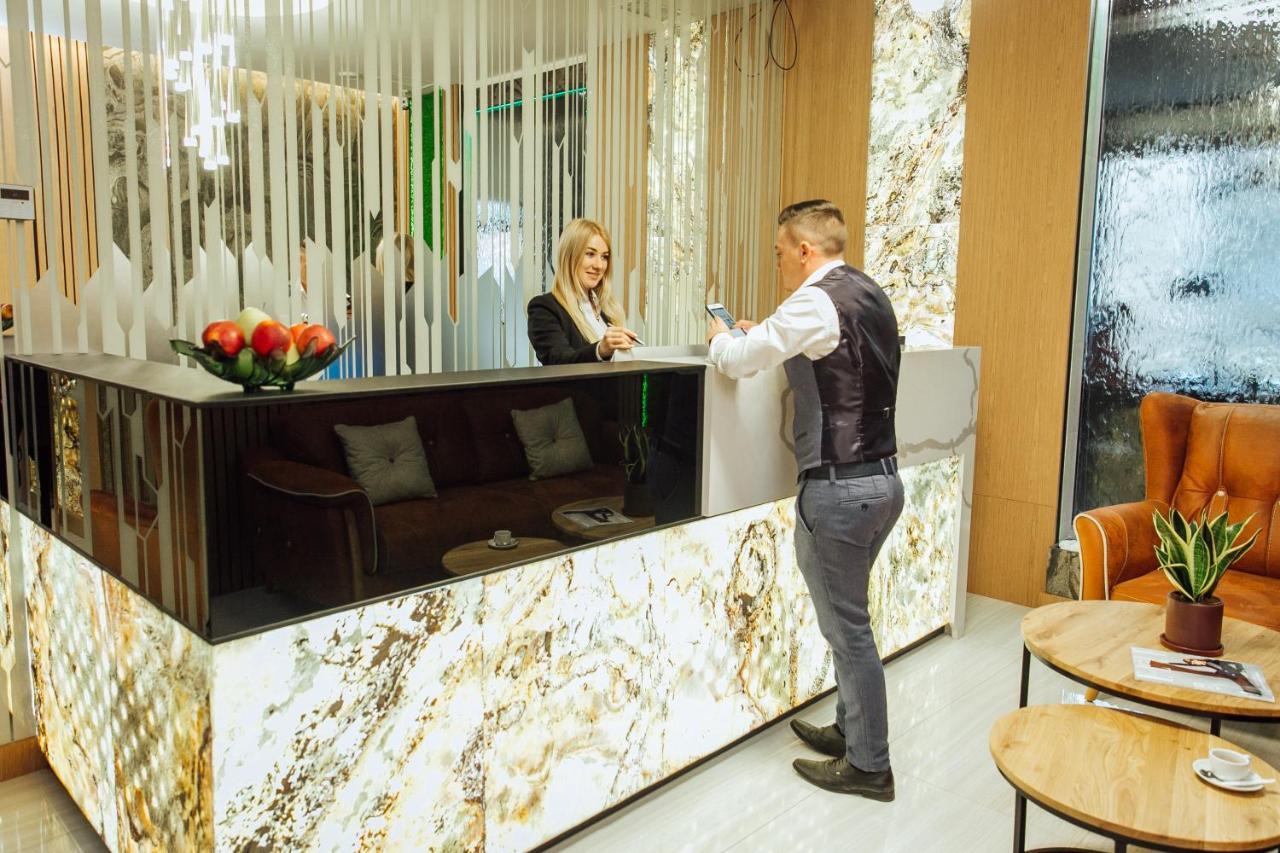 Alice Place Hotel Odessa Exterior foto